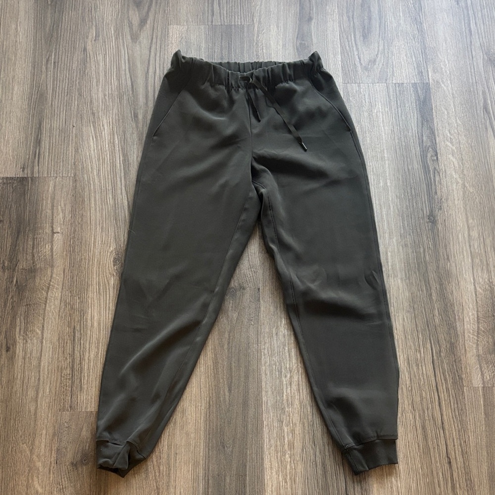 Aritzia Army Green Jogger Pants